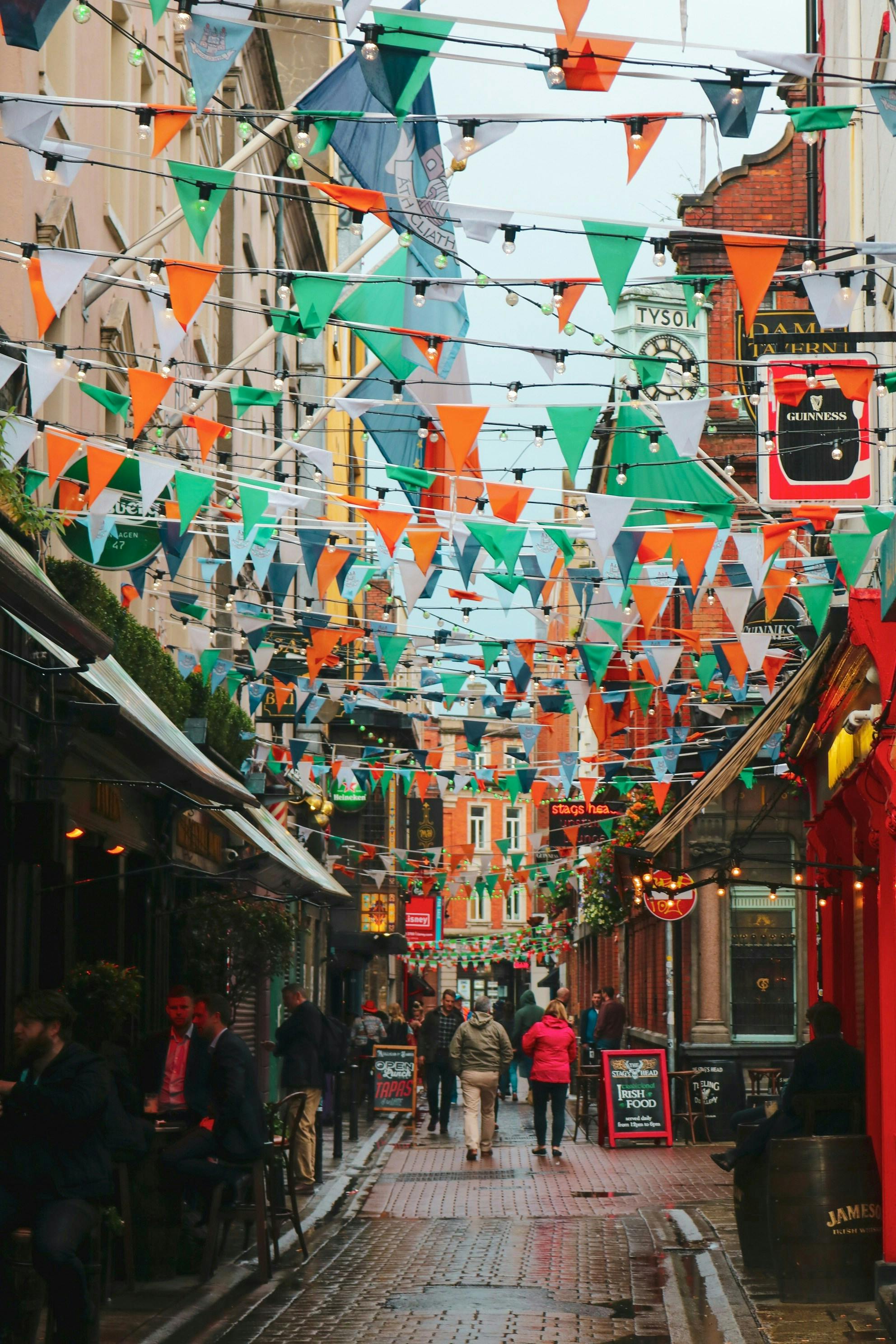 Temple Bar in Dublin. Photo from Anna Church on Unsplash